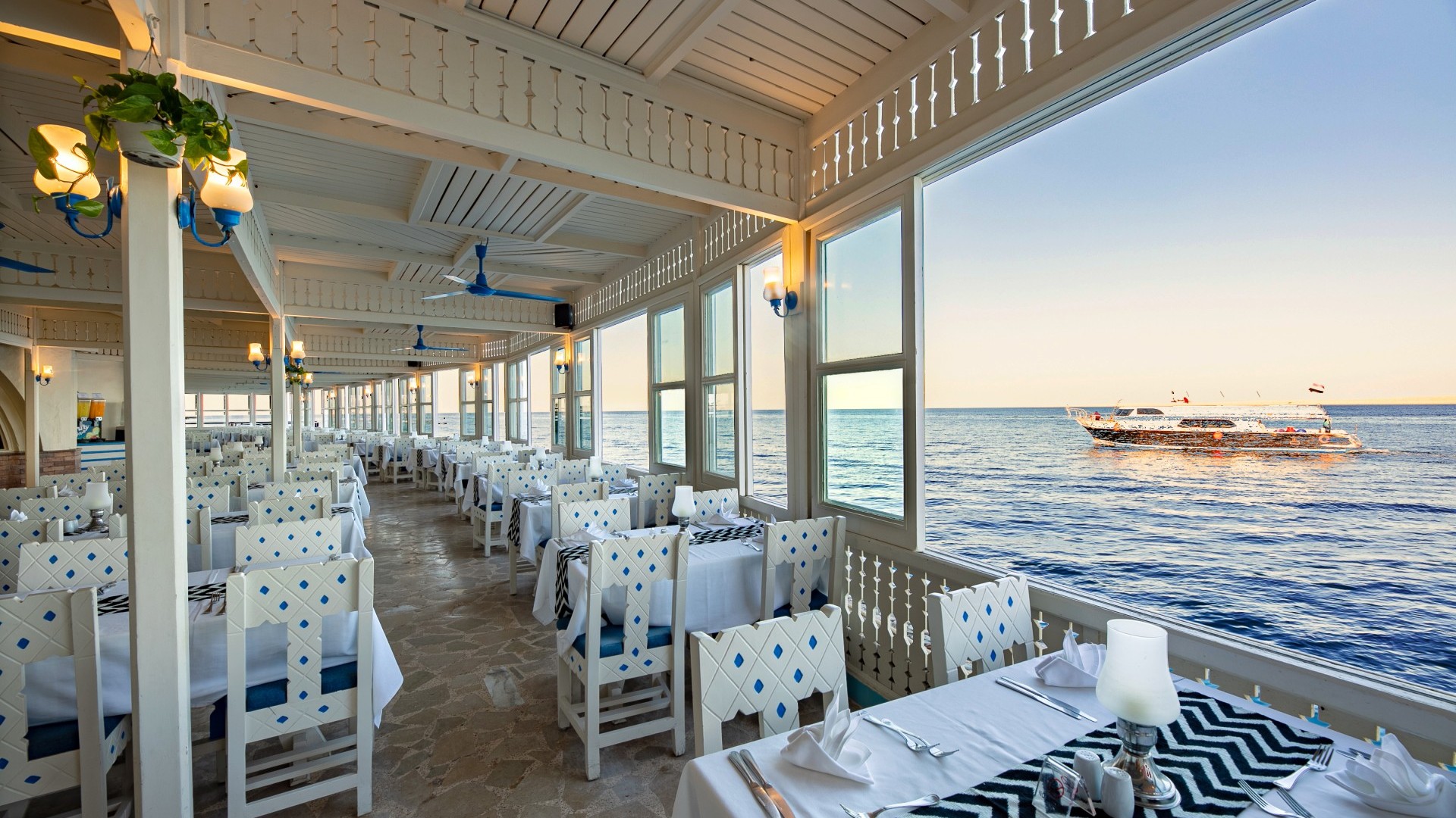 Arabella-hotel-grill-restaurant-2