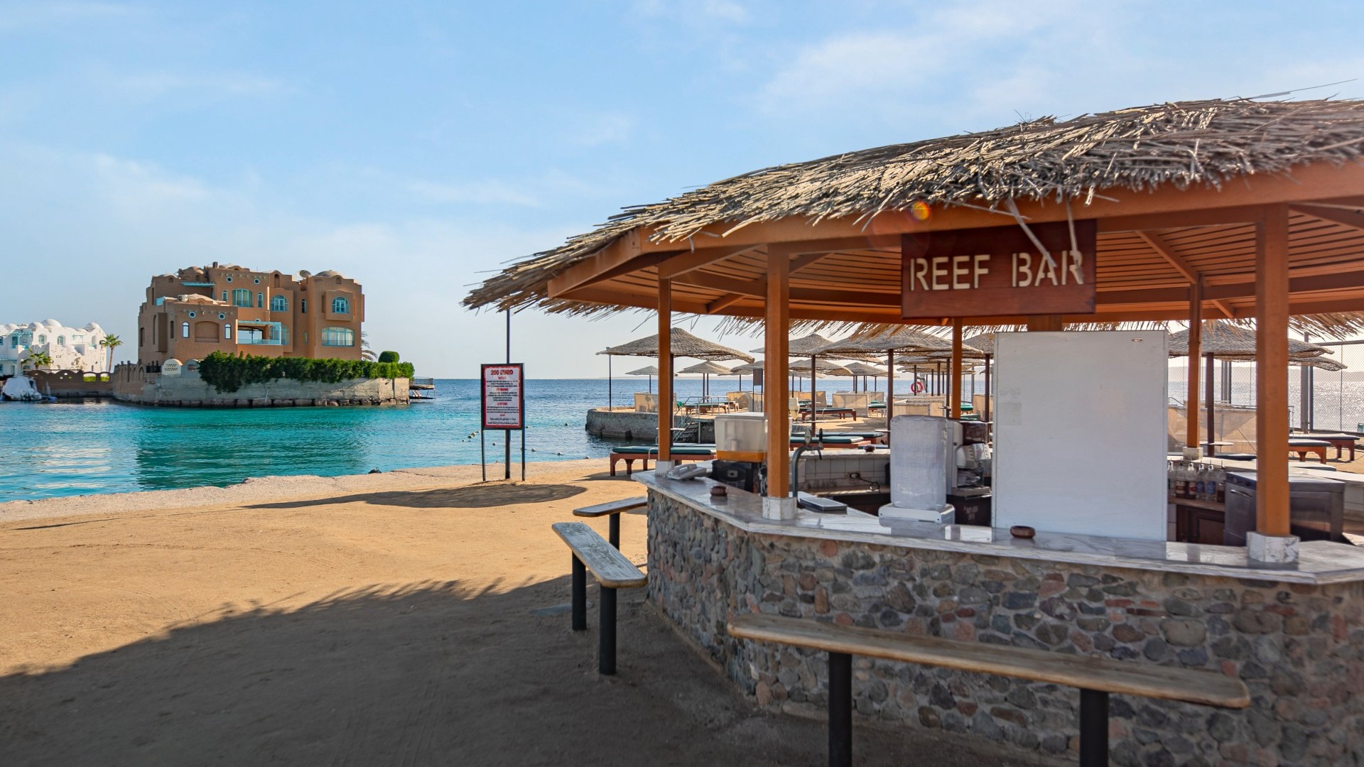 Arabella-hotel-reef-bar-1