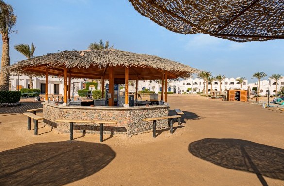 Arabella-hotel-reef-bar-3