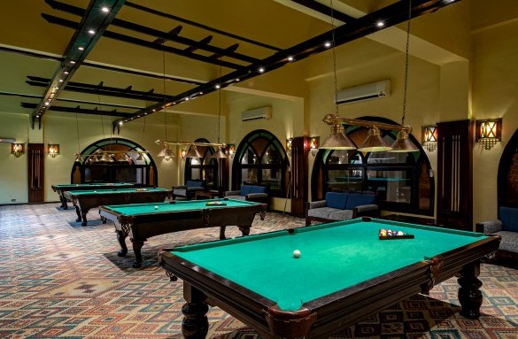 Arabella-hotel-billiards-Room