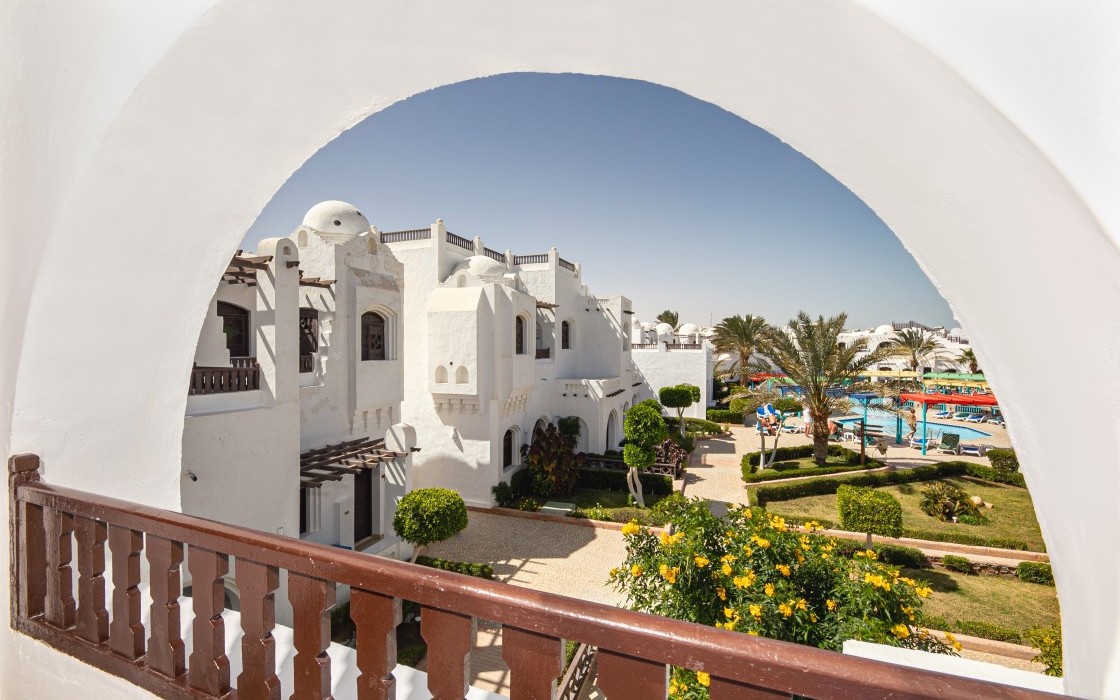 Arabella-hotel-garden-view-balcony