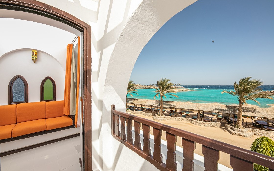 Arabella-hotel-sea-view-balcony-5