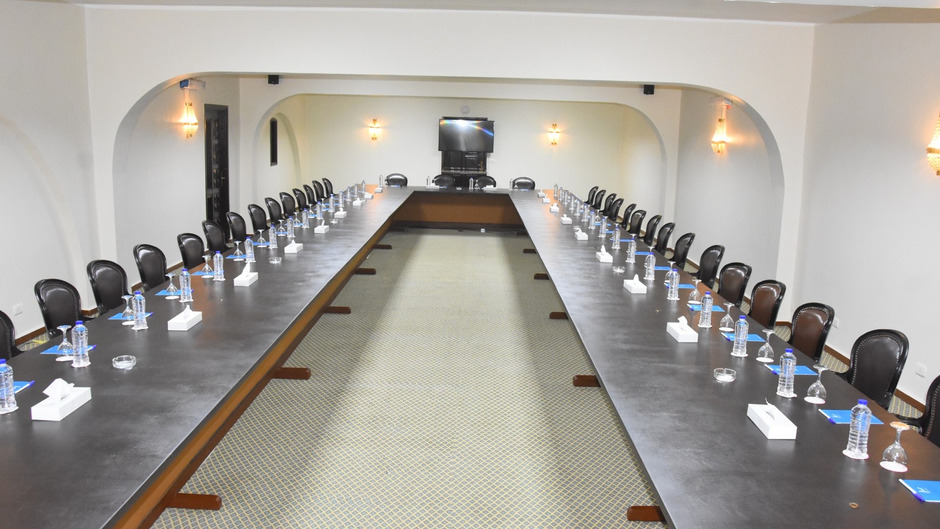 arabia-hotel-meeting-room-2