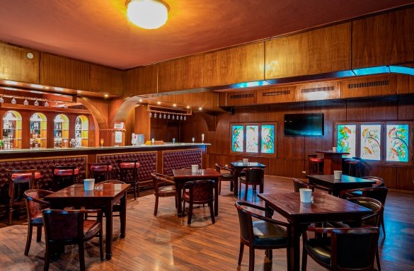 arabia-hotel-havana-sports-bar-3