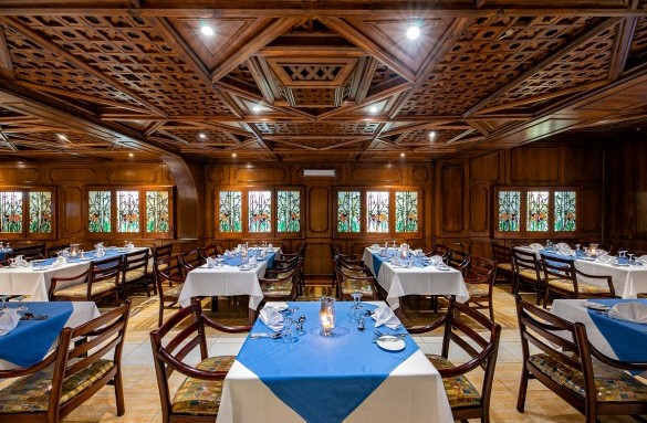 arabia-hotel-main-restaurant-5