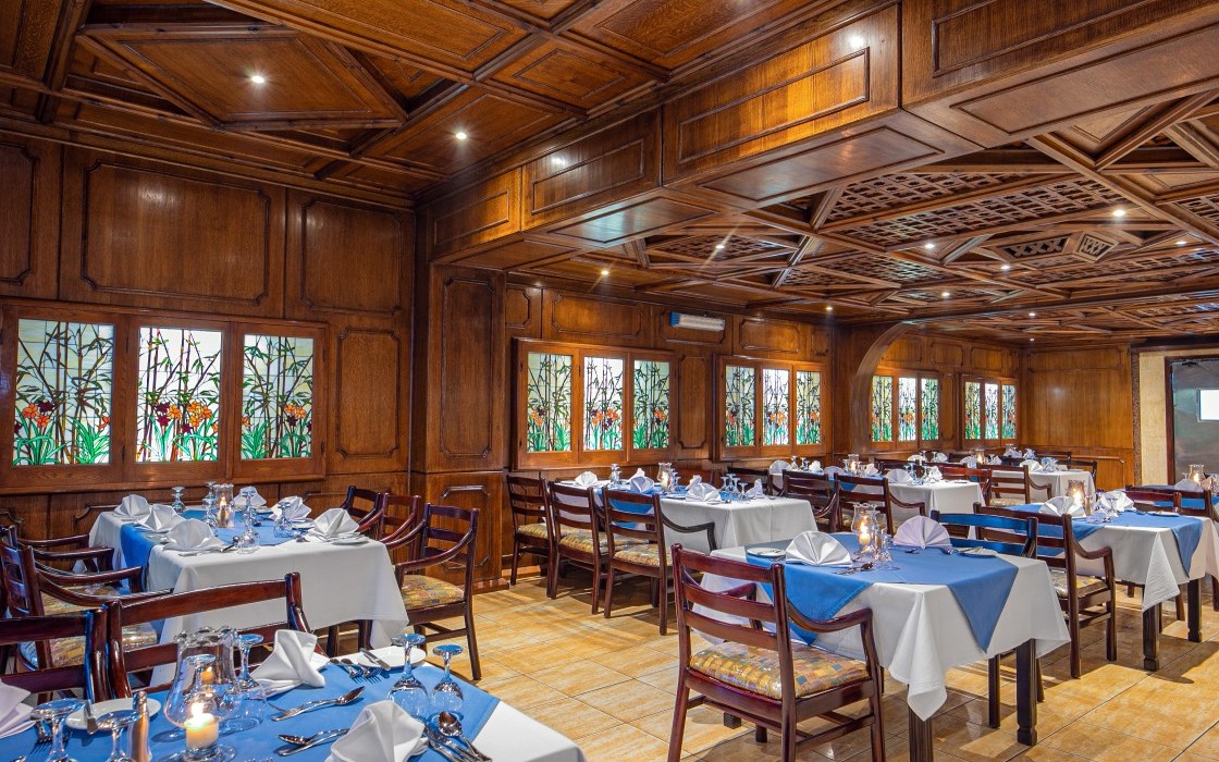 arabia-hotel-main-restaurant