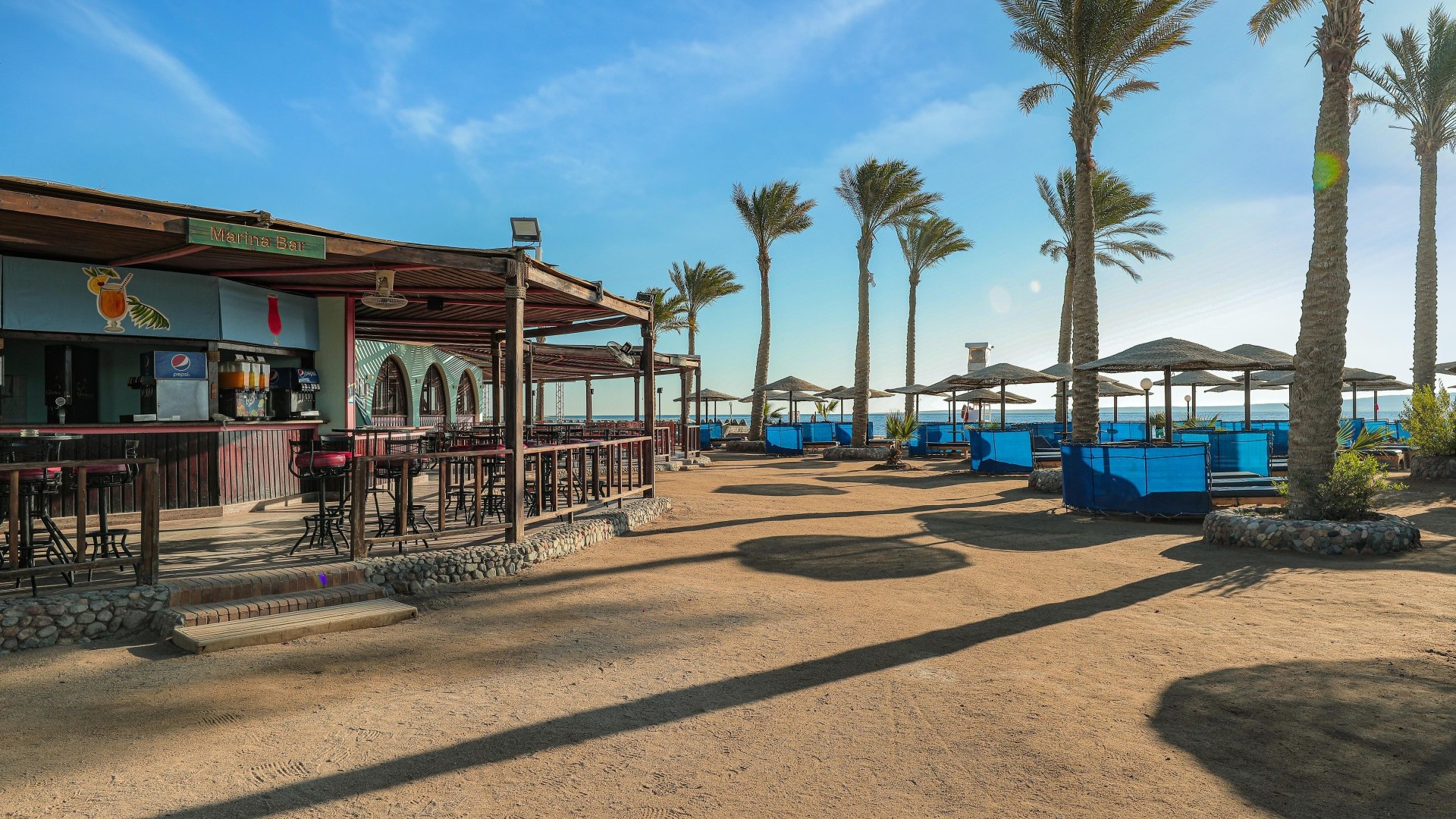 arabia-hotel-marina-bar-1