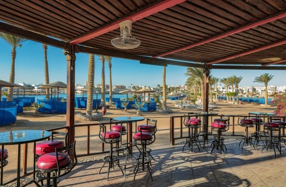 arabia-hotel-marina-bar-3