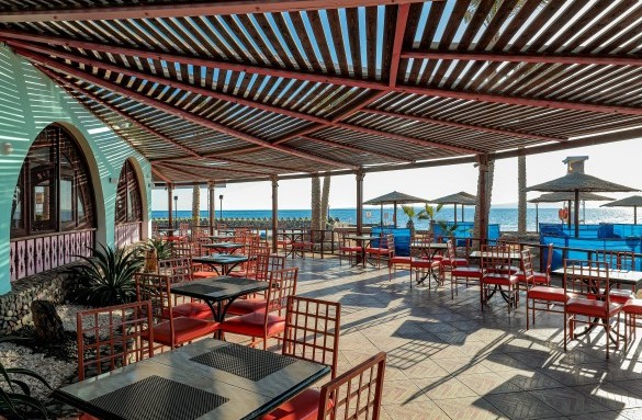 arabia-hotel-marina-restaurant-terrace-6