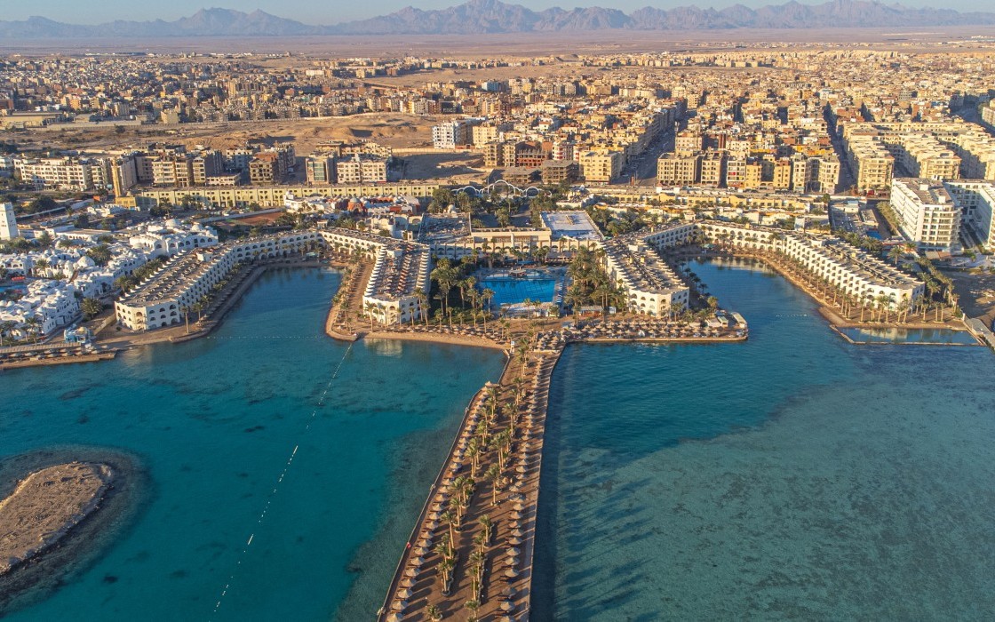 arabia-hotel-lagoon-building-12