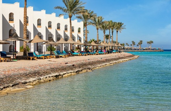 arabia-hotel-lagoon-building-2