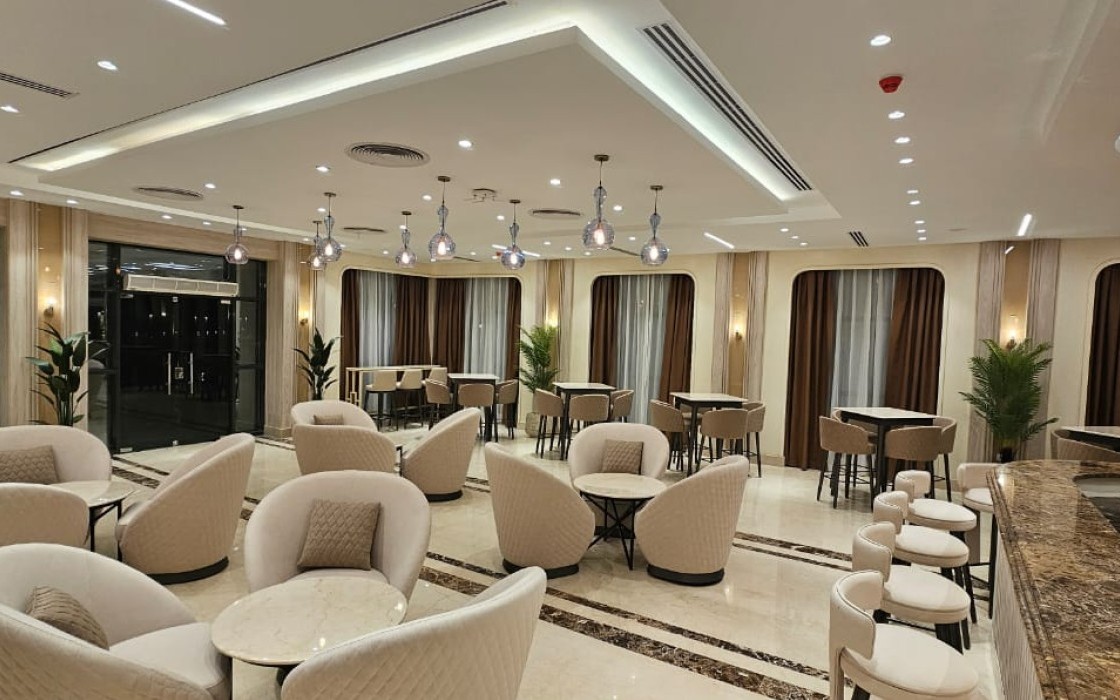 Azur-hotel-Crystal-lounge-bar