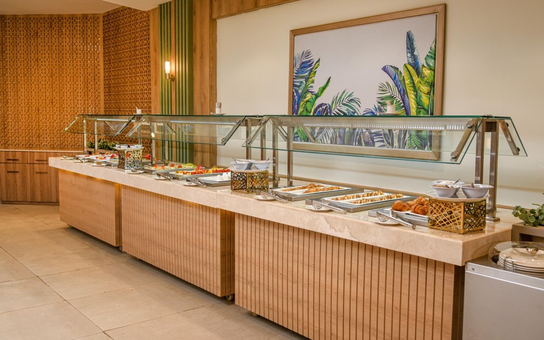 azur-hotel-view Restaurant-setup-1