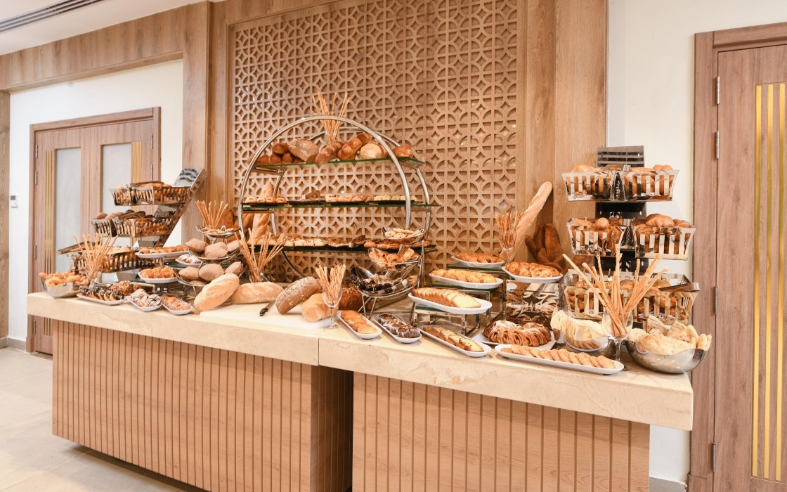 azur-hotel-view Restaurant-setup-2