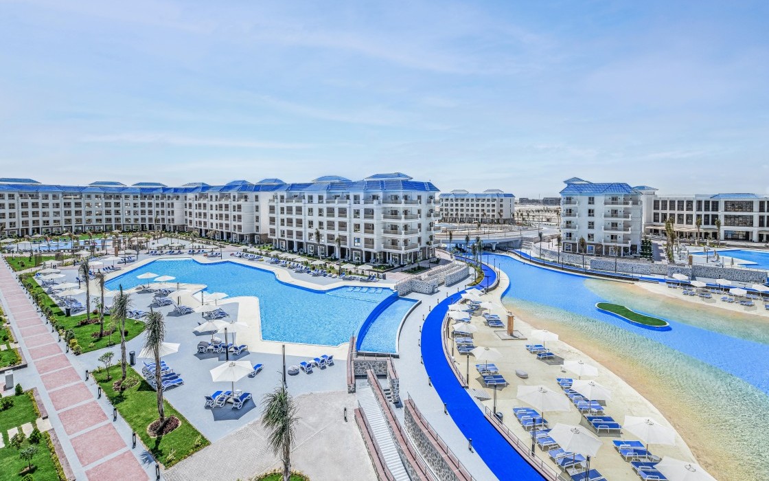 azur-hotel-north-coast-swimming-pool-5
