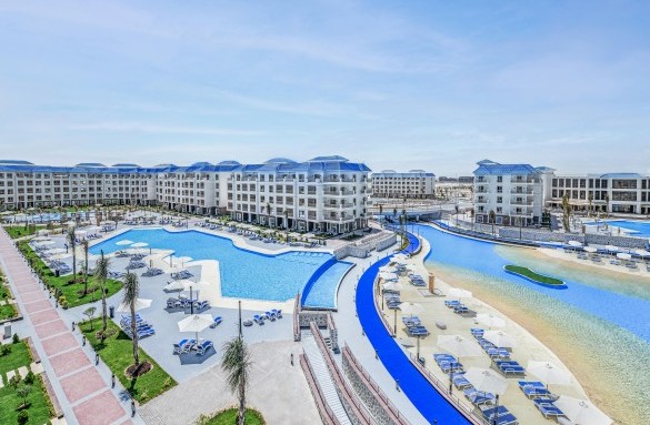 azur-hotel-north-coast-swimming-pool-5