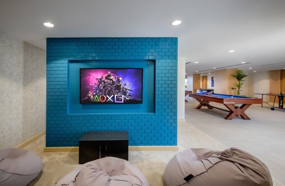 azur-hotel-north-coast-games-room