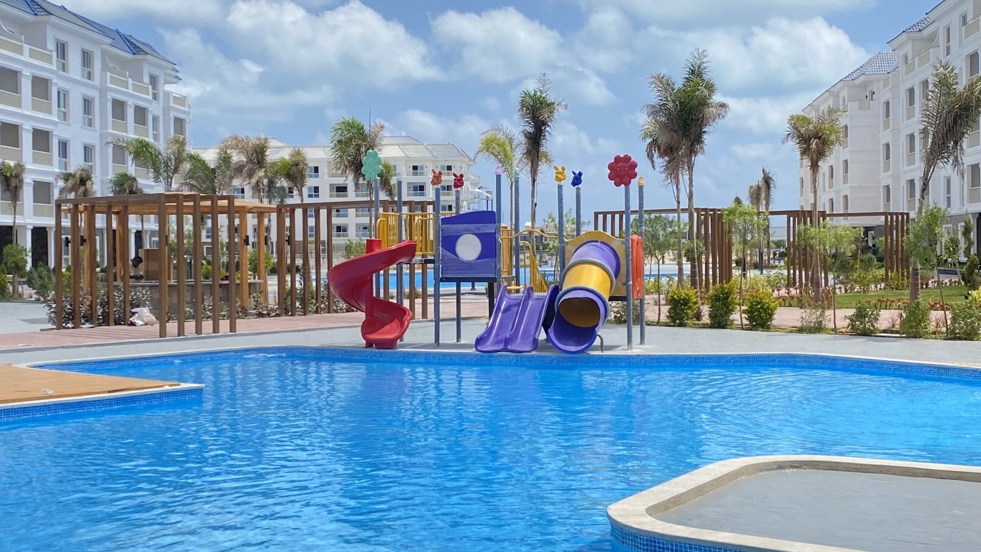 azur-hotel-north-coast-swimming-pool-kids-slides