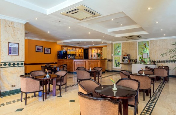 bel-air-hotel-lobby-bar-2