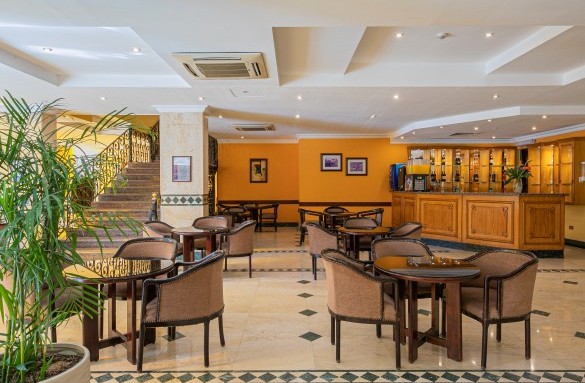 bel-air-hotel-lobby-bar