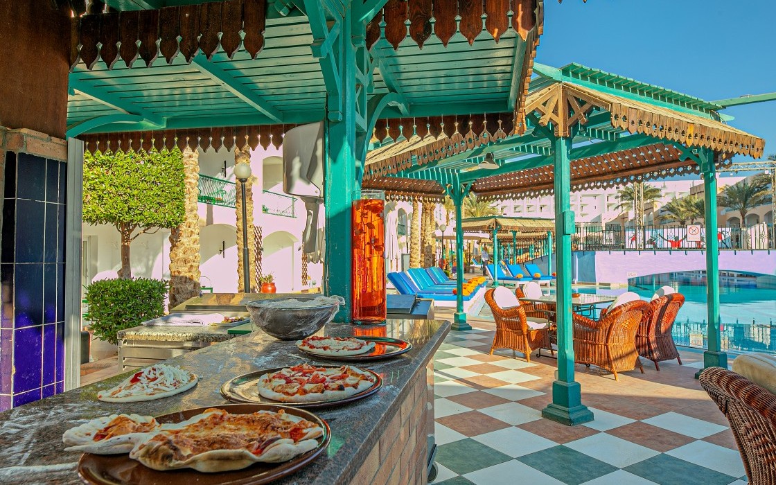 bel-air-hotel-pizza-corner