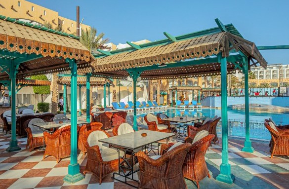 bel-air-hotel-snacks-bar-2