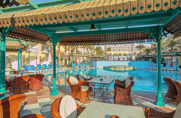 bel-air-hotel-snacks-bar-3