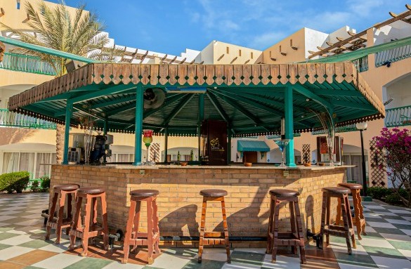 bel-air-hotel-snacks-bar-5