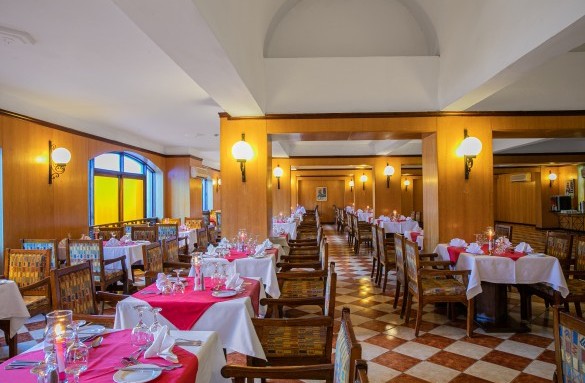 bel-air-hotel-titanic-restaurant-8