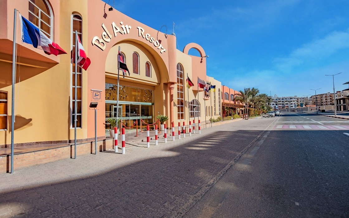 bel-air-hotel-hurghada-entrance