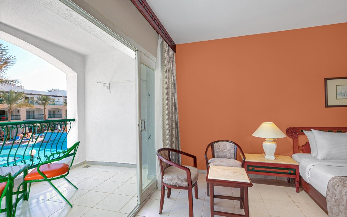 bel-air-hotel-standard-room-balcony