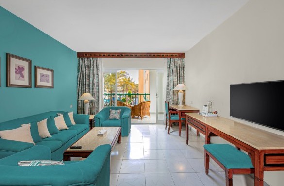 bel-air-junior-suite-living-room-2