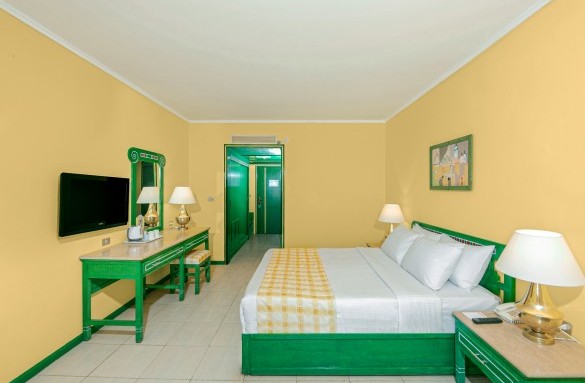 giftun-hotel-superior-room-kingbed