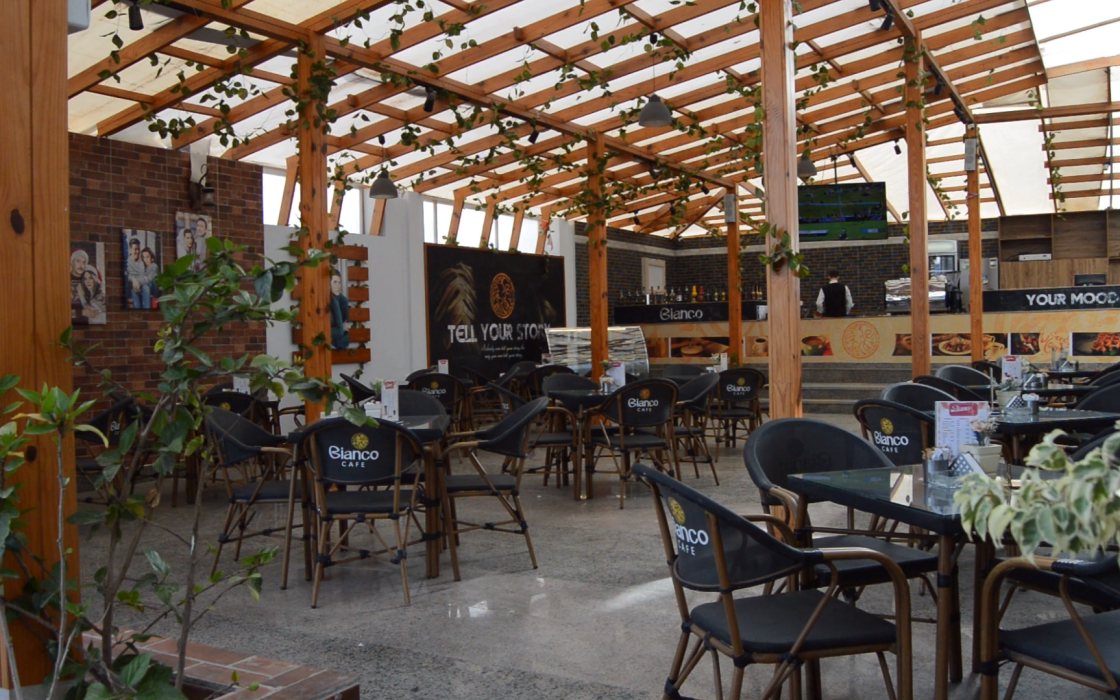 lamar-hotel-bianco-cafe