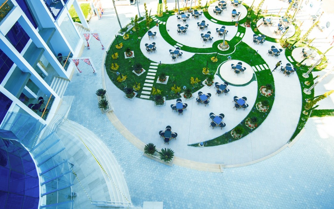 lamar-hotel-demietta-view