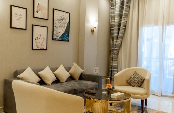 lamar-hotel-deluxe-living-room