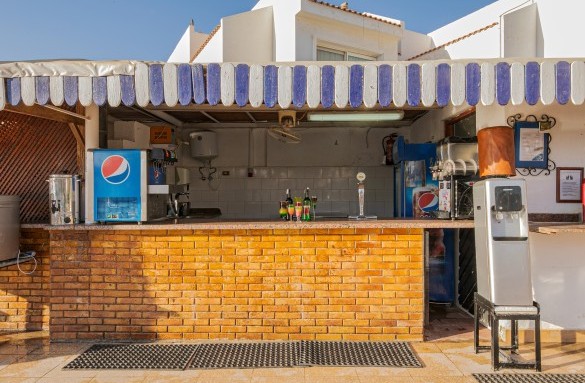 marlin-hotel-beach-bar