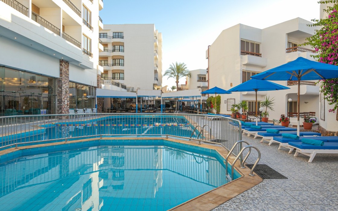 marlin-hotel-kids-swimming-pool-6