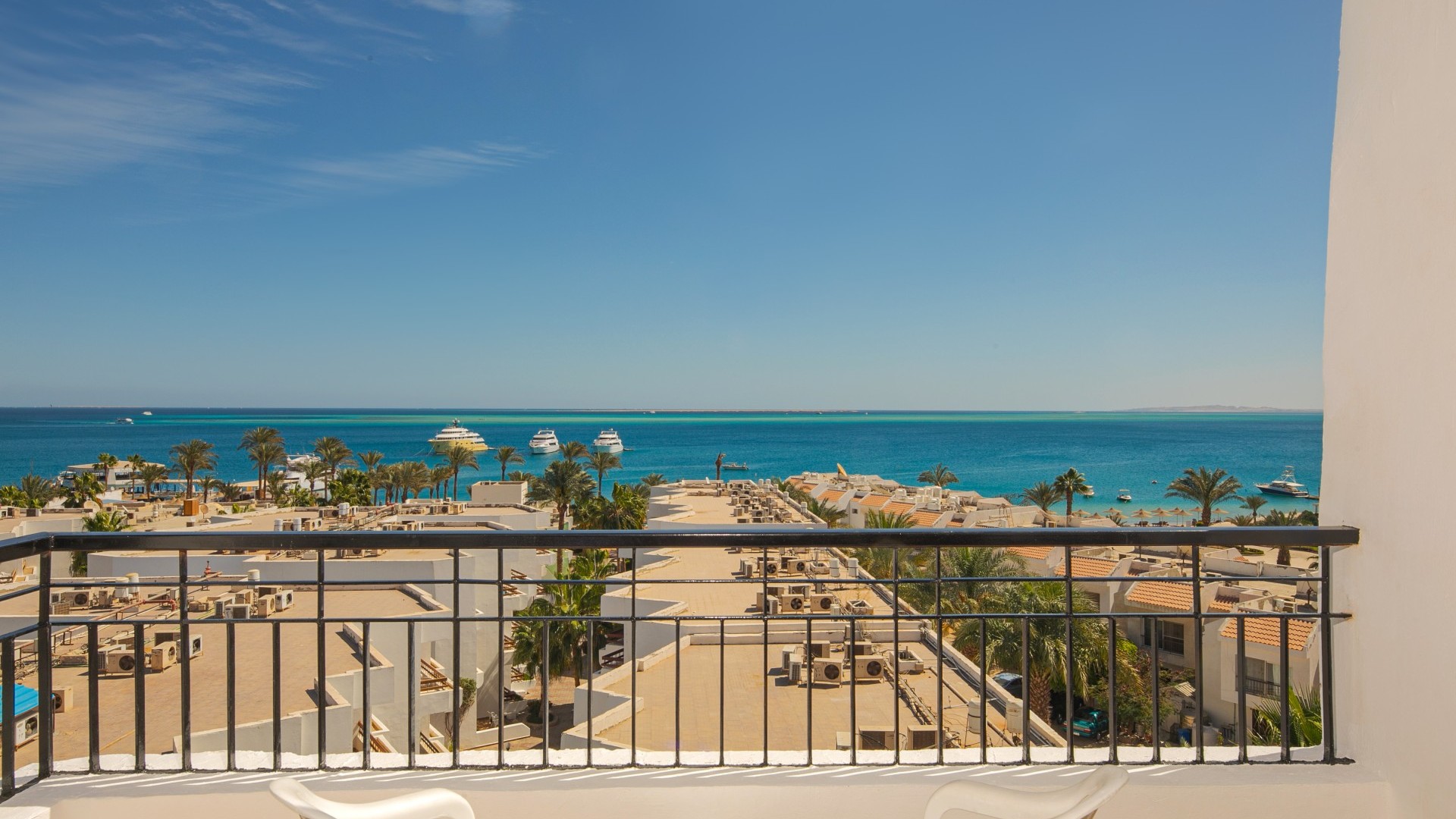 marlin-hotel-junior-suite-balcony