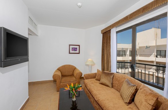 marlin-hotel-junior-suite-livingroom