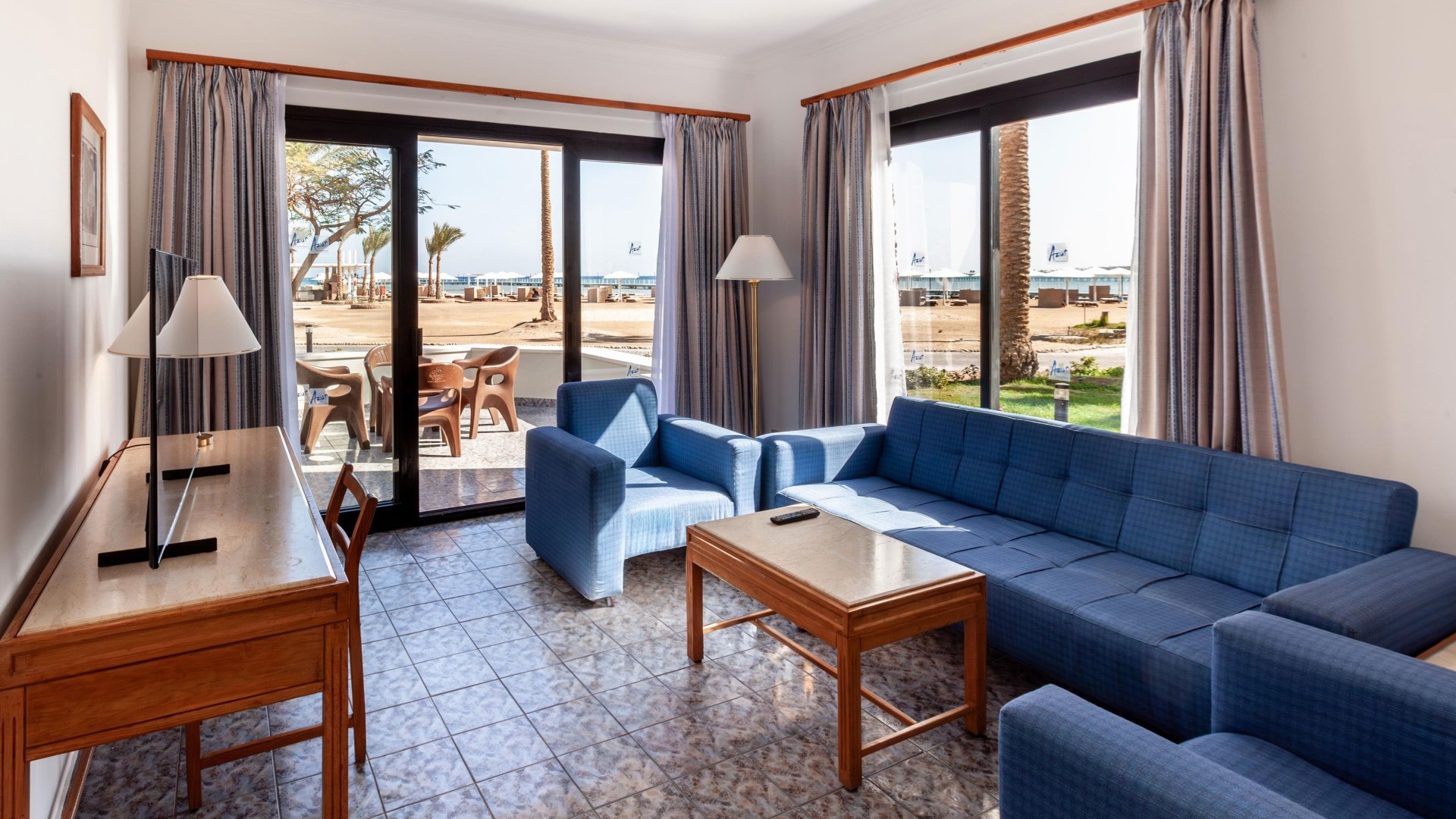 pharaoh-hotel-bunglow-two-bedroom-livingroom