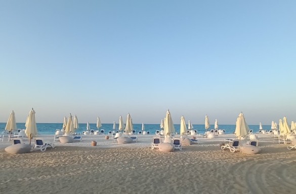 azur-hotels-resorts-beach-2
